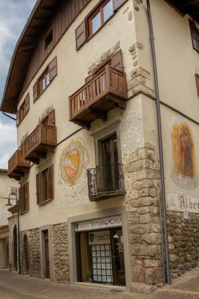 Ca Mia, Réserver  Borno Lombardie