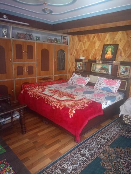 Pranshi Home Stay Kalpa, Réserver  Chini 
