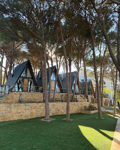 Pine Straw Douma, Buchen Sie  Douma Gouvernement Nord-Libanon