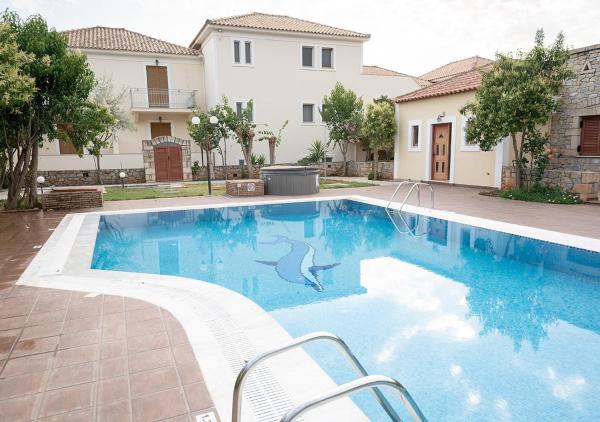 Erietta Studios & Apartments by Kika Residences, Reserva ahora Apartamento Hoteles con piscina en Peloponeso, Piscina