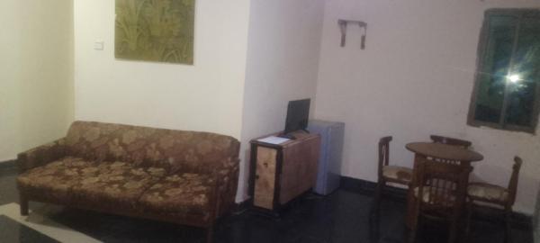 Comfort Zone Furnished Apartments 2, Prenota Appartamento Hotel a Western Urban con colazione, Colazione