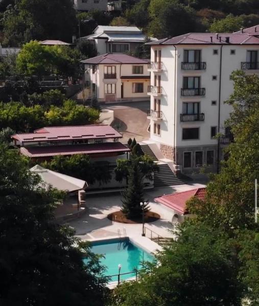 Badam Hotel, Prenota  Hotel con piscina a Ganja, Piscina