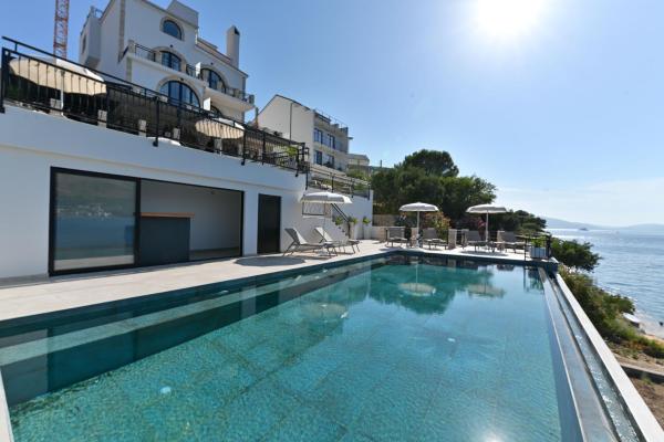 Vila VitaMaris, Buchen Sie  Hotels in Gespanschaft Split-Dalmatien mit Pool, Schwimmbad