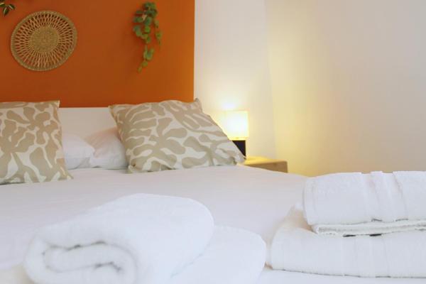 Les appartements palois à deux pas des Halles, Reserva ahora  Hoteles en Aquitania con aparcamiento, Aparcamiento