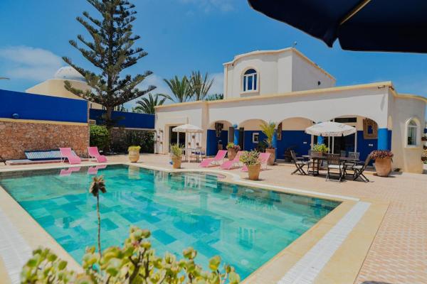 Villa Mirleft avec piscine et vue mer, Prenota  Hotel a Souss-Massa-Draa con piscina, Piscina