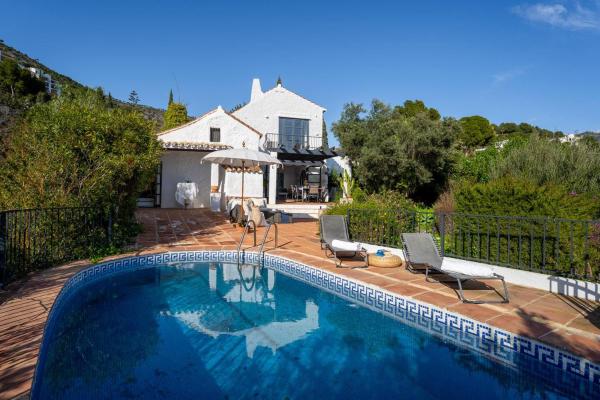 Scenic Villa near Mijas with Private Pool, Prenota  Hotel a Costa del Sol con piscina, Piscina