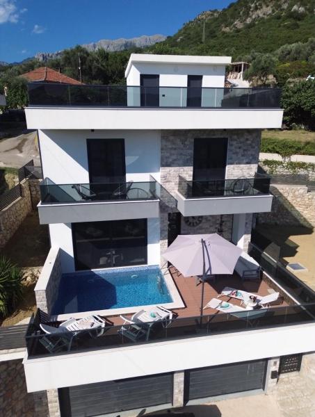 Villa Nova Bar, Buchen Sie  Bar Bar County