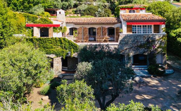 Balamb Garden A Cinarchesa, Réserver  Ajaccio 