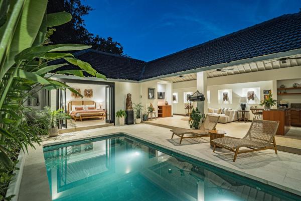 Coral Heaven 1 by Bali Villa Solutions, Prenota  Seminyak Badung