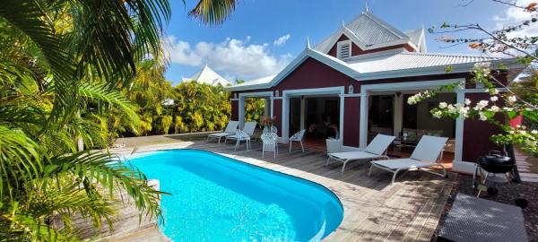 Villa Saint François, Reserva ahora  Hoteles con piscina en Grande-Terre, Piscina