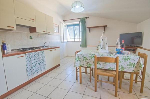 Villa Evelina, Reserva ahora  Hoteles en Elba con aparcamiento, Aparcamiento