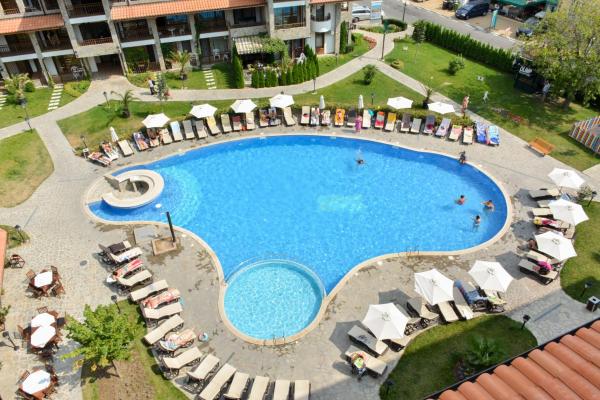 Private Apartments Olymp, Buchen Sie Ferienwohnung Hotels mit Pool in Oblast Burgas, Schwimmbad