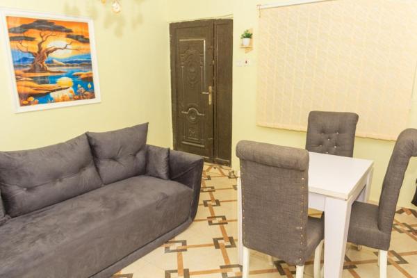 HomeTune, Buchen Sie  Hotels in Lagos mit Parkplatz, Parkplätze