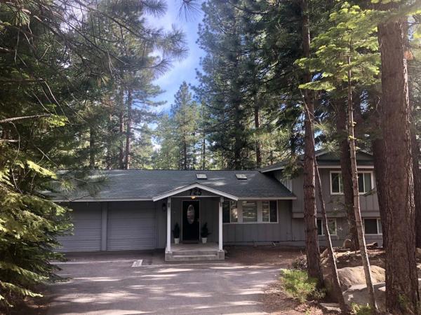 725 Lynda Court Incline Village Nevada USA, Buchen Sie  Incline Village 
