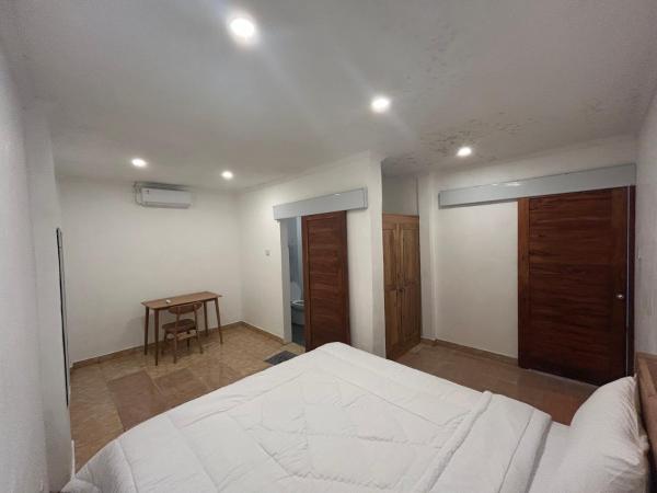 Astika Asri Homestay, Prenota  Hotel a Bali con parcheggio, Parcheggio