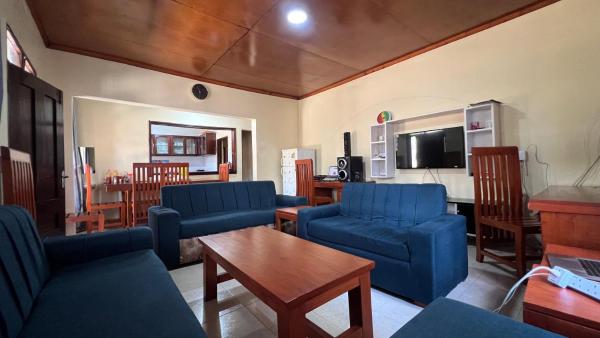 Amani Homestay, Buchen Sie  Hotels in Arusha mit Parkplatz, Parkplätze