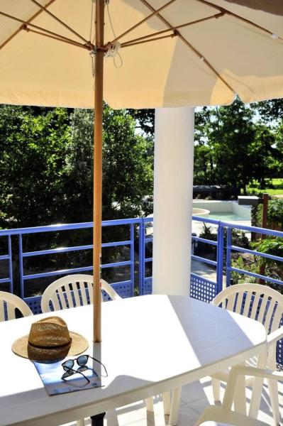 Résidence Villa Marine - 094 - Agréable appartement dans une résidence avec piscine MAE-1941, Prenota  Hotel con piscina a Medoc, Piscina