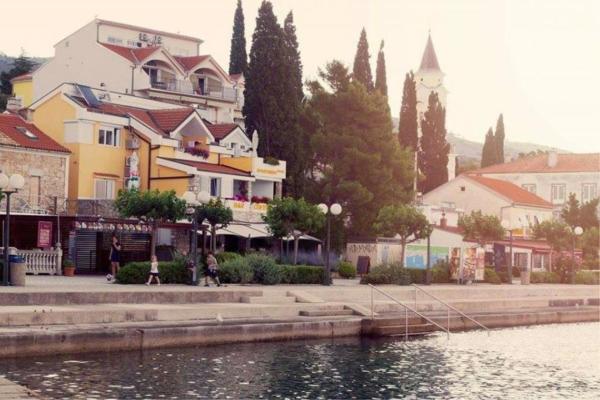 Apartmani Jozinović, Book  Kvarner Hotels with a Parking, Parking