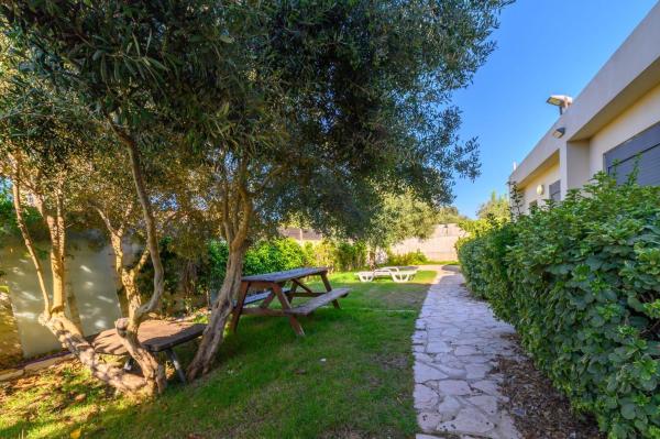 עדי הכרמל, Prenota  Hotel a Israele Distretto Nord con piscina, Piscina