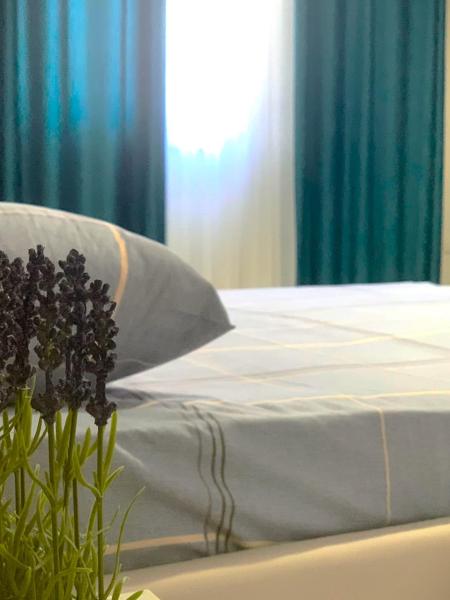 Breezy Lungomare Apartment, Buchen Sie Ferienwohnung Vlora Qark Vlora