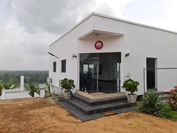 ADM HOTEL Grand-Lahou, Prenota  Grand-Lahou Costa d'Avorio