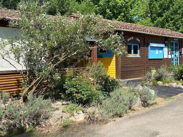 Camping le Faucon dor, Réserver  Montricoux Tarn-et-Garonne