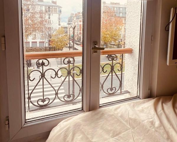 Villa des Tulipes in Paris, Book  Paris Ile de France, near Garibaldi Metro Station