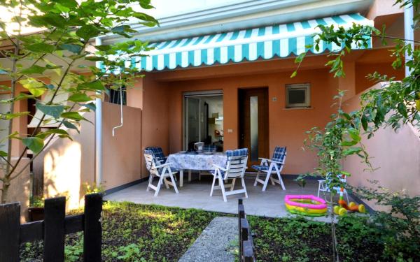 Villaggio Montecarlo, Prenota  Hotel a Veneto con parcheggio, Parcheggio