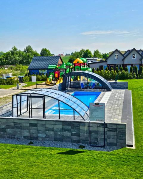 Domki Paradise, Buchen Sie  Hotels mit Pool in Westpommern, Schwimmbad