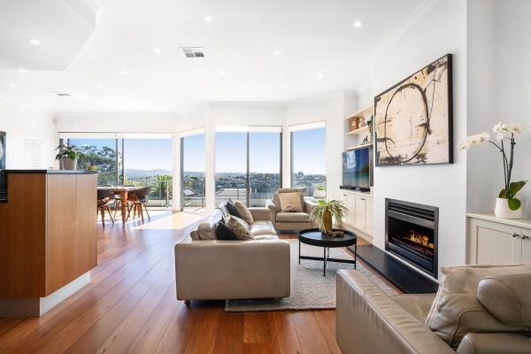 Villa White - Pool Tennis Cinema, Prenota  Sydney Sydney Region