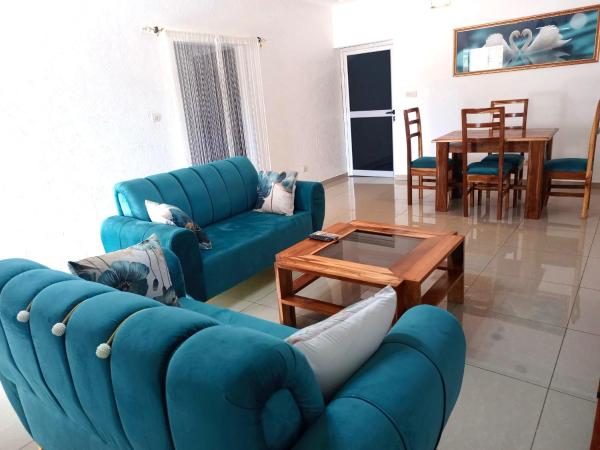 Appartement 2 à 3 pièces Tout Confort Paisible - Swan, Prenota  Hotel a Yamoussoukro con parcheggio, Parcheggio