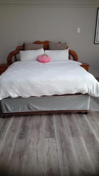 Cathye B&B GUEST HOUSE, Réserver  Centurion Tshwane