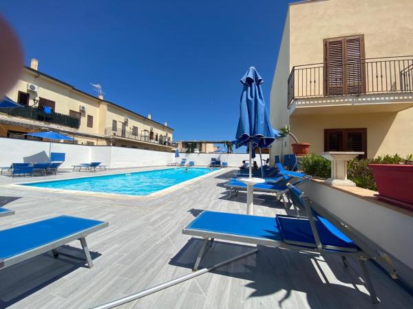 Residence Le Perle Beach, Buchen Sie  Hotels mit Pool in Sizilien, Schwimmbad