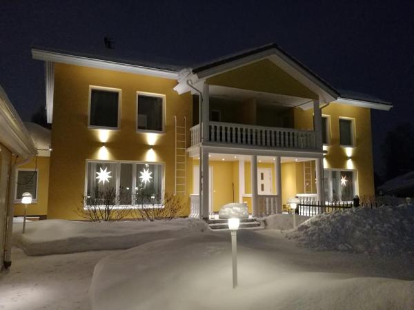 Villa Adventures of Lapland, Buchen Sie  Hotels in Lappland mit Parkplatz, Parkplätze