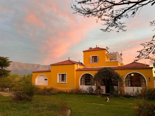 La casona del rio, Prenota  Nono 