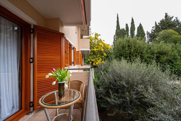 Maslina Residence, Book  Budva 