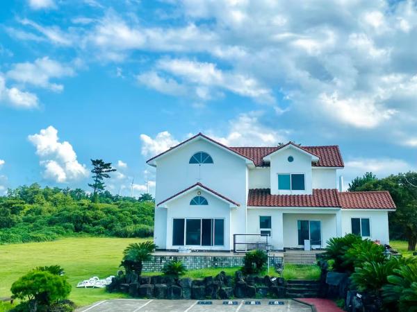 tebaz, Reserva ahora  Hoteles en Isla de Jeju con aparcamiento, Aparcamiento