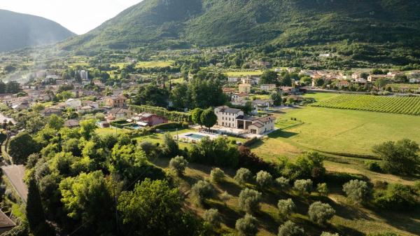 GardaZen Suites, Prenota  Hotel a Veneto con piscina, Piscina