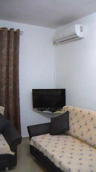 Klaudia Hotel NOTOPEN, Buchen Sie  Hotels in Qark Vlora mit Parkplatz, Parkplätze