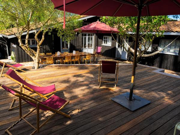 Villa de plage de caractere - 14 pers - CAP FERRET, Reserva ahora  Hoteles en Aquitania con aparcamiento, Aparcamiento