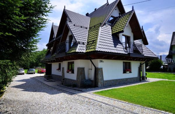 Biały Dworek, Book  Lesser Poland Hotels with a Parking, Parking
