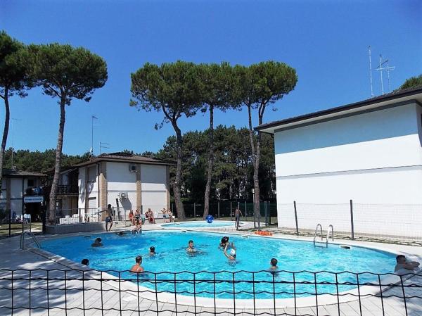 Villaggio Alemagna, Prenota  Hotel con piscina a Veneto, Piscina