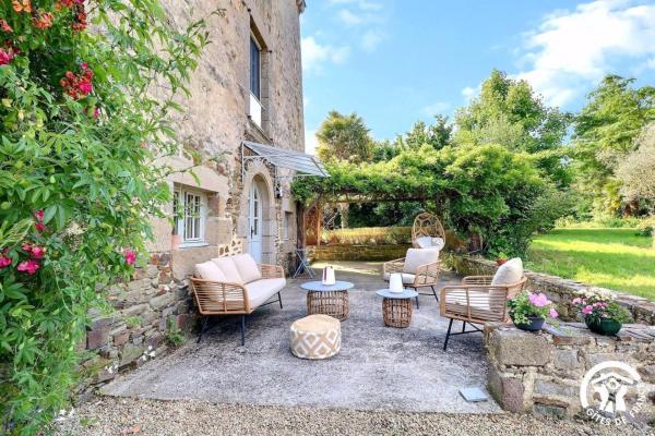 Manoir de sevin, Prenota  Hotel a Bretagna con parcheggio, Parcheggio