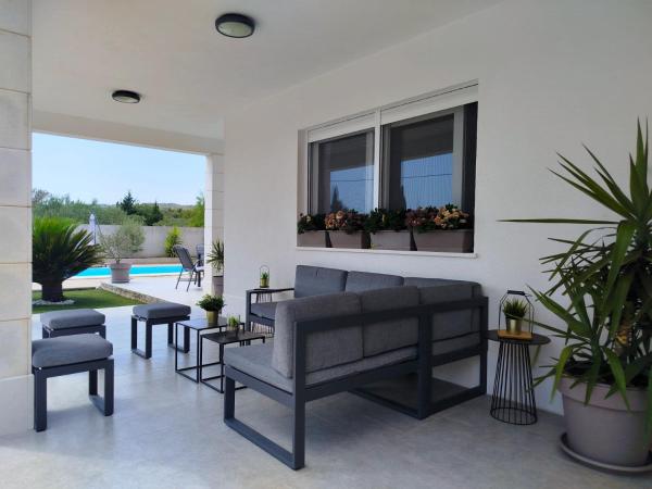 Island Hvar Villa LeChalet with Pool, Réserver Chalet Bogomolje Île de Hvar