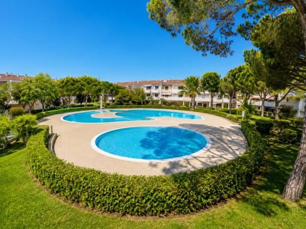 VILLAGGIO RIVIERA APARTMENT WITH POOL - Agenzia Cocal, Reserva ahora Apartamento Hoteles en Véneto con piscina, Piscina