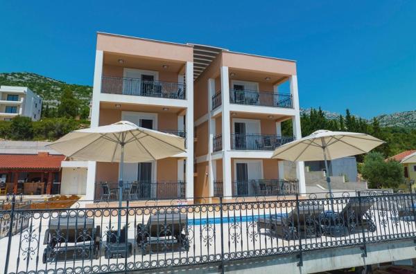 Villa Tin Apartments, Prenota Appartamento Tribanj-Krušćica Starigrad-Paklenica Riviera