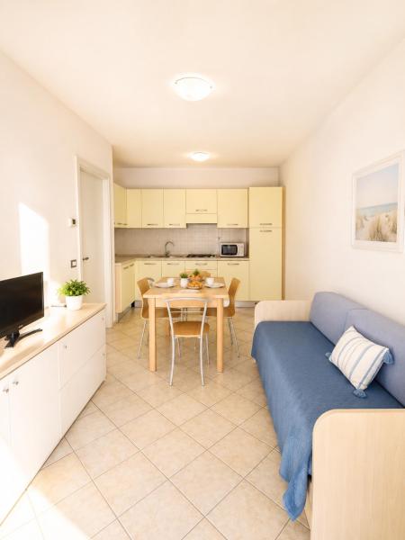 RESIDENCE STEFANIA Appartamenti piano terra - AGENZIA COCAL, Reserva ahora  Hoteles en Véneto con aparcamiento, Aparcamiento