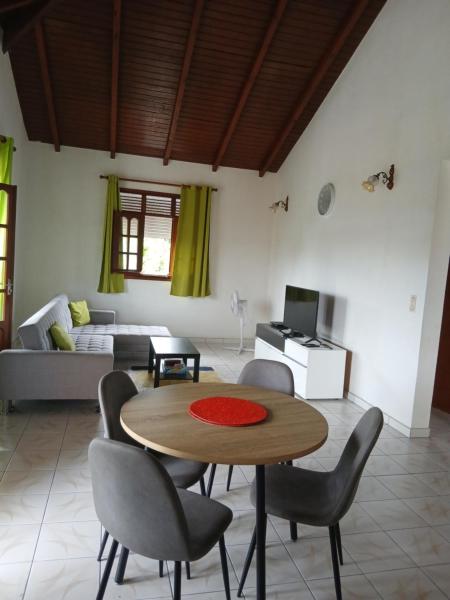 Villa Bella, Calme tropical, plage à 5 min en voiture, Prenota  Sainte-Anne Grande-Terre