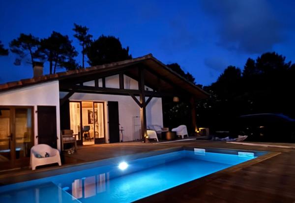 Villa Terrama Capbreton, Reserva ahora  Hoteles en Aquitania con aparcamiento, Aparcamiento