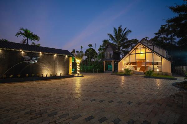 Feel Free Retreat, Prenota  Hotel a Kerala con piscina, Piscina
